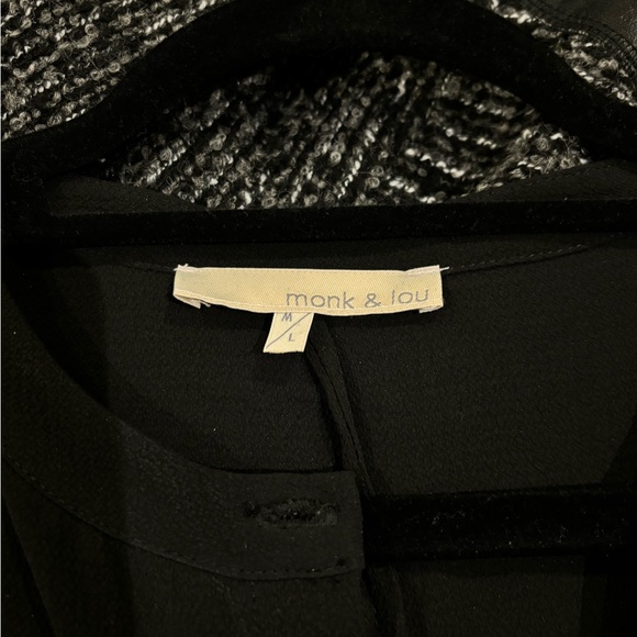 Monk & Lou black mini dress with button sleeve detail - Size M/L - Picture 4 of 4